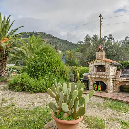 Holiday home Bilocale Mimosa A Lacona